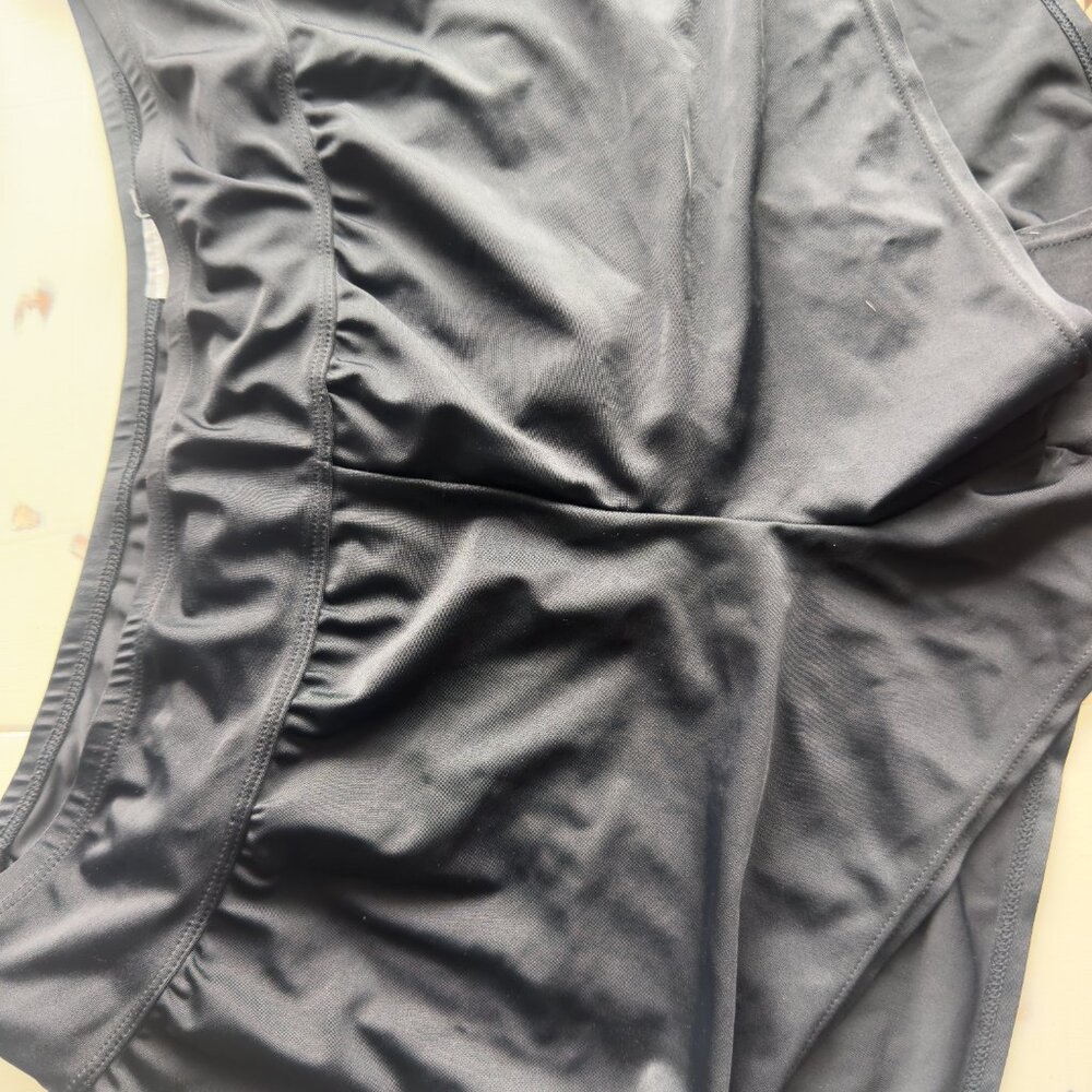 Pure Energy bikini bottom shorts.     (E)